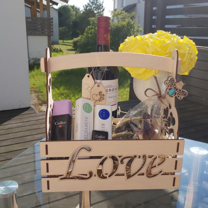 Lillekorv Love