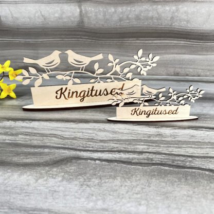 Kingitusekarbi silt lindudega